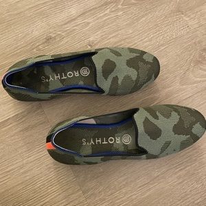 Rothy’s The Loafer Size 7 Camo